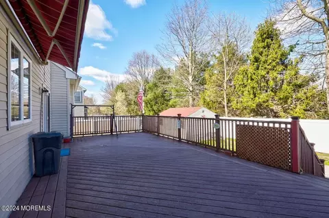 Exterior - 9 Paceview Dr, Howell, NJ 07731 photo 4 of 5