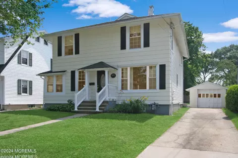 44 Lake Ave, Fair Haven, NJ 07704