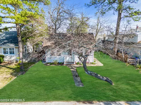 Exterior - 504 Pinecroft Dr, Brick, NJ 08723 photo 15 of 15