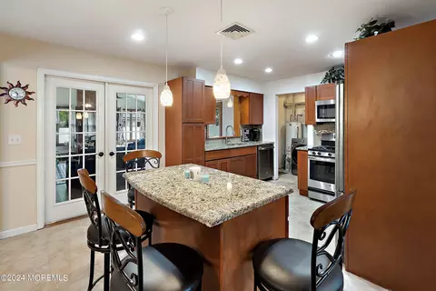Kitchen - 34 Maple St, Waretown, NJ 08758 photo 1 of 6
