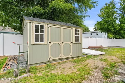 Exterior - 34 Maple St, Waretown, NJ 08758 photo 6 of 6