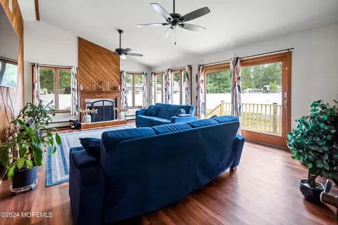 Living - 34 Maple St, Waretown, NJ 08758 photo 4 of 7