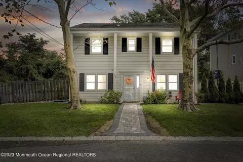 35 Central Ave, Hazlet, NJ 07730
