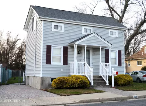 182 East Rd, Belford, NJ 07718