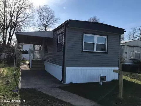 38 Locust Grv, Hazlet, NJ 07730