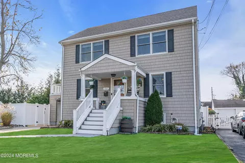 905 Curtis Ave, Belmar, NJ 07719