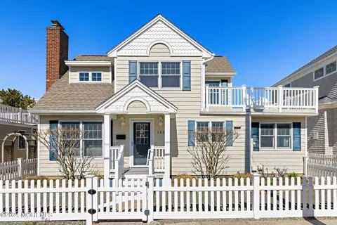 125 SE 34th St, Long Beach Township, NJ 08008