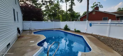 Exterior - 601 Forest Ln, Forked River, NJ 08731 photo 6 of 8