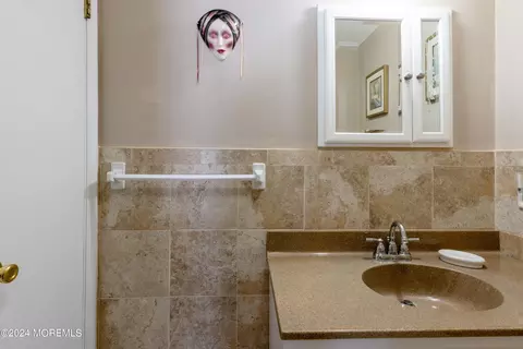 Bath - 601 Forest Ln, Forked River, NJ 08731 photo 1 of 3