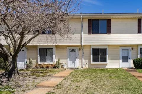 91 Sawmill Rd, Brick, NJ 08724