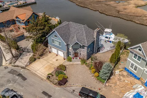 Exterior - 908 Boxer Dr, Forked River, NJ 08731 photo 2 of 13