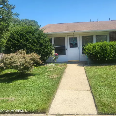 897 Inverness Ct # A, Lakewood, NJ 08701