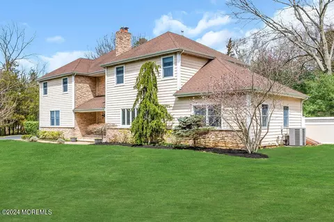 103 Obre Rd, Colts Neck, NJ 07722