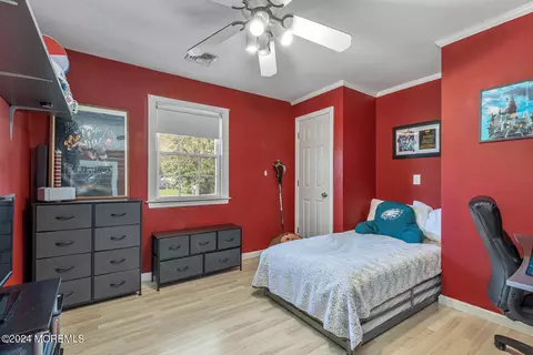 Bedroom - 4 Cherry Tree Ln, Middletown, NJ 07748 photo 4 of 5