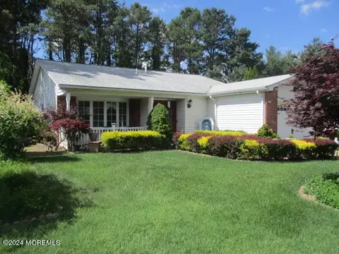 48 Yorkwood Dr, Brick, NJ 08723