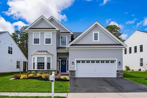 179 Arborridge Dr, Forked River, NJ 08731