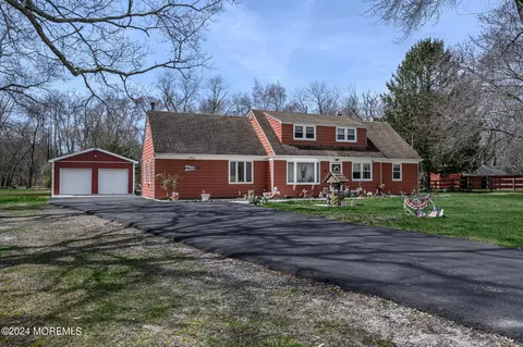 32 Victory Rd, Howell, NJ 07731