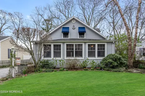 2412 Dunkle Rd, Point Pleasant, NJ 08742