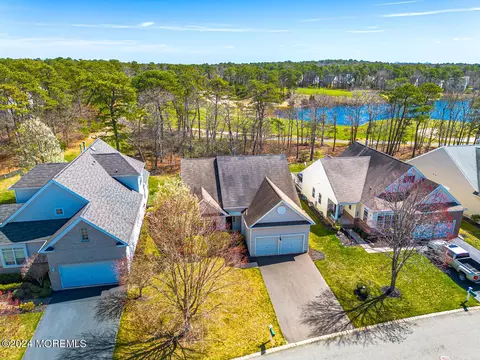 355 Golf View Dr, Little Egg Harbor, NJ 08087