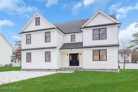 816 2nd Ave, Toms River, NJ 08757