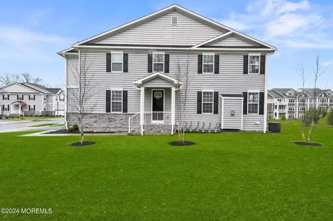 3453 Glen Oaks Ln, Wall, NJ 07719
