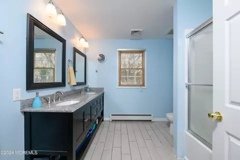 Bath - 500 Ocean Blvd, Leonardo, NJ 07737 photo 3 of 3