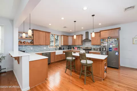 Kitchen - 500 Ocean Blvd, Leonardo, NJ 07737 photo 2 of 3