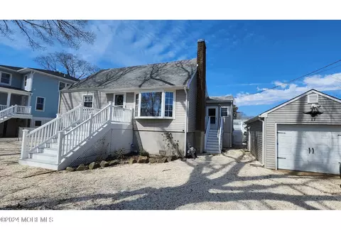 Exterior - 17 Lagoon Dr E, Brick, NJ 08723 photo 3 of 3