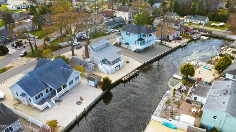 View/Area - 17 Lagoon Dr E, Brick, NJ 08723 photo 6 of 7