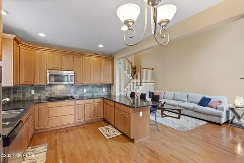 Kitchen - 53 Brookfield Dr, Jackson, NJ 08527 photo 3 of 5