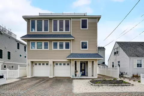 4 W Susan Ave #A, Long Beach Township, NJ 08008