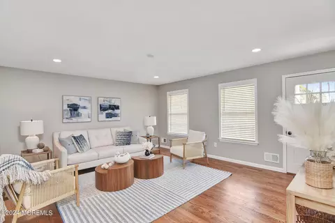 Living - 728 Sandy Hook Dr, Forked River, NJ 08731 photo 1 of 7