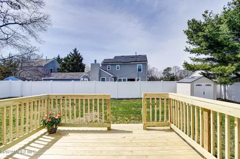 Exterior - 728 Sandy Hook Dr, Forked River, NJ 08731 photo 6 of 9