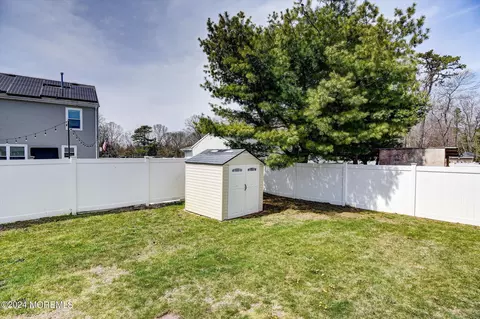 Exterior - 728 Sandy Hook Dr, Forked River, NJ 08731 photo 8 of 9