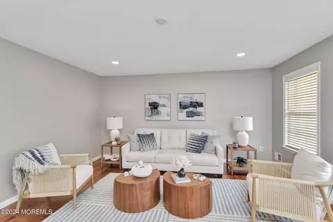 Living - 728 Sandy Hook Dr, Forked River, NJ 08731 photo 7 of 7