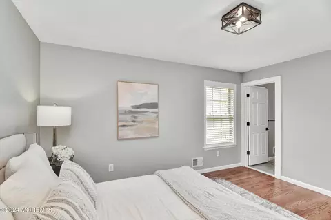 Bedroom - 728 Sandy Hook Dr, Forked River, NJ 08731 photo 3 of 3