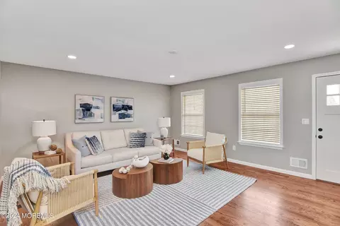 Living - 728 Sandy Hook Dr, Forked River, NJ 08731 photo 2 of 7