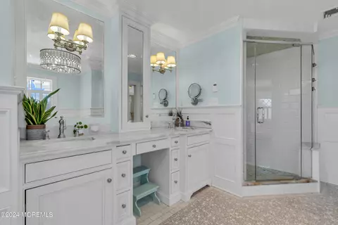 Bath - 801 5th Ave, Spring Lake, NJ 07762 photo 3 of 11