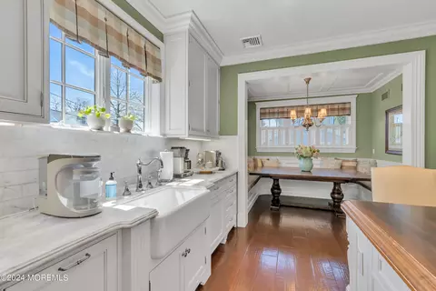 Kitchen - 801 5th Ave, Spring Lake, NJ 07762 photo 6 of 8