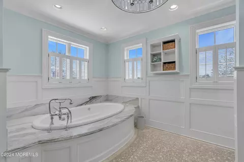 Bath - 801 5th Ave, Spring Lake, NJ 07762 photo 4 of 11