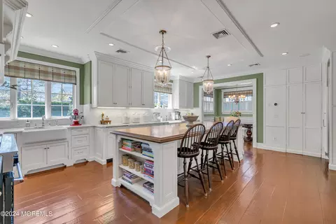 Kitchen - 801 5th Ave, Spring Lake, NJ 07762 photo 4 of 8
