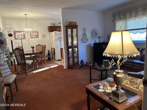 Living - 14 Independence Pkwy # E, Whiting, NJ 08759 photo 2 of 3