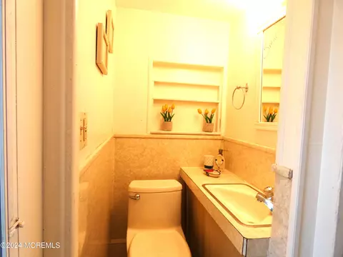 Bath - 23 E Chadwick Way, Lavallette, NJ 08735 photo 2 of 2