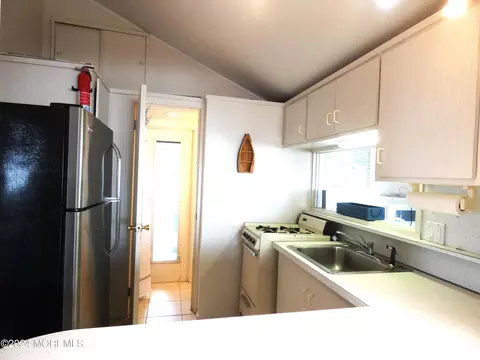 Kitchen - 23 E Chadwick Way, Lavallette, NJ 08735 photo 1 of 2