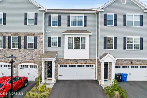 502 Arose Ln, Middletown, NJ 07748
