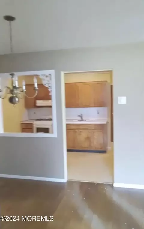 4 Blue Jay St #A, Manchester, NJ 08759