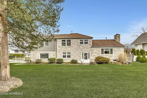 1612 Holly Blvd, Manasquan, NJ 08736