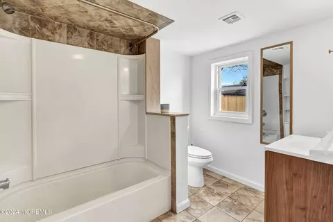 Bath - 21 Bark Rd, Brick, NJ 08723 photo 1 of 1