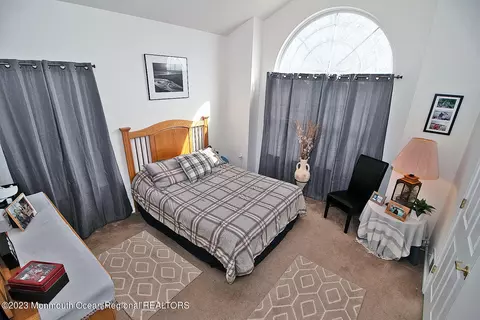 Bedroom - 27 Pancoast Rd, Waretown, NJ 08758 photo 4 of 5