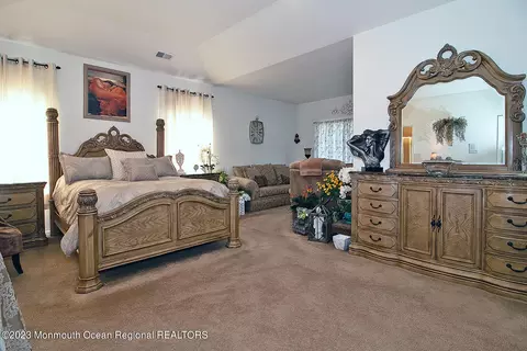 Bedroom - 27 Pancoast Rd, Waretown, NJ 08758 photo 2 of 5